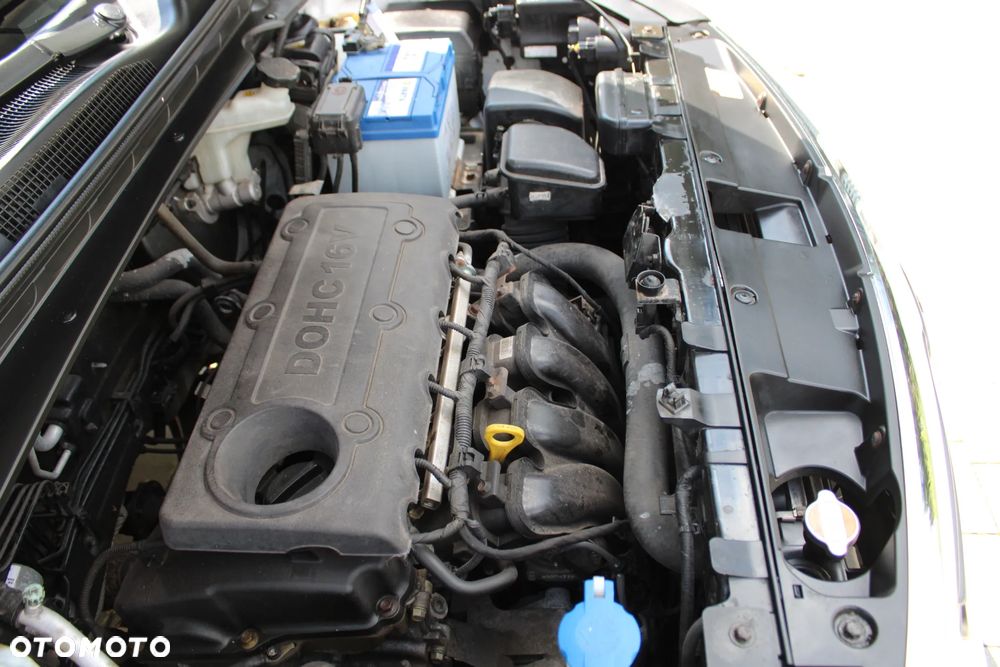Kia Sportage 2.0 L - 24
