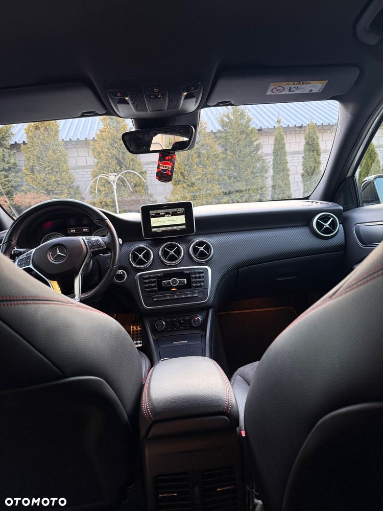 Mercedes-Benz Klasa A 250 7G-DCT SCORE - 16