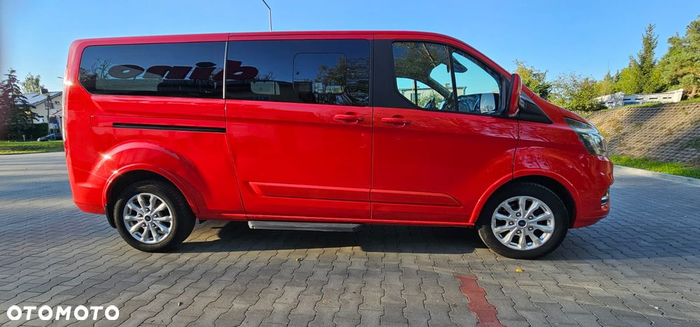 Ford Tourneo Custom - 4