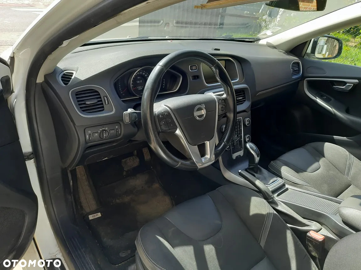 Volvo V40 D2 Powershift - 13