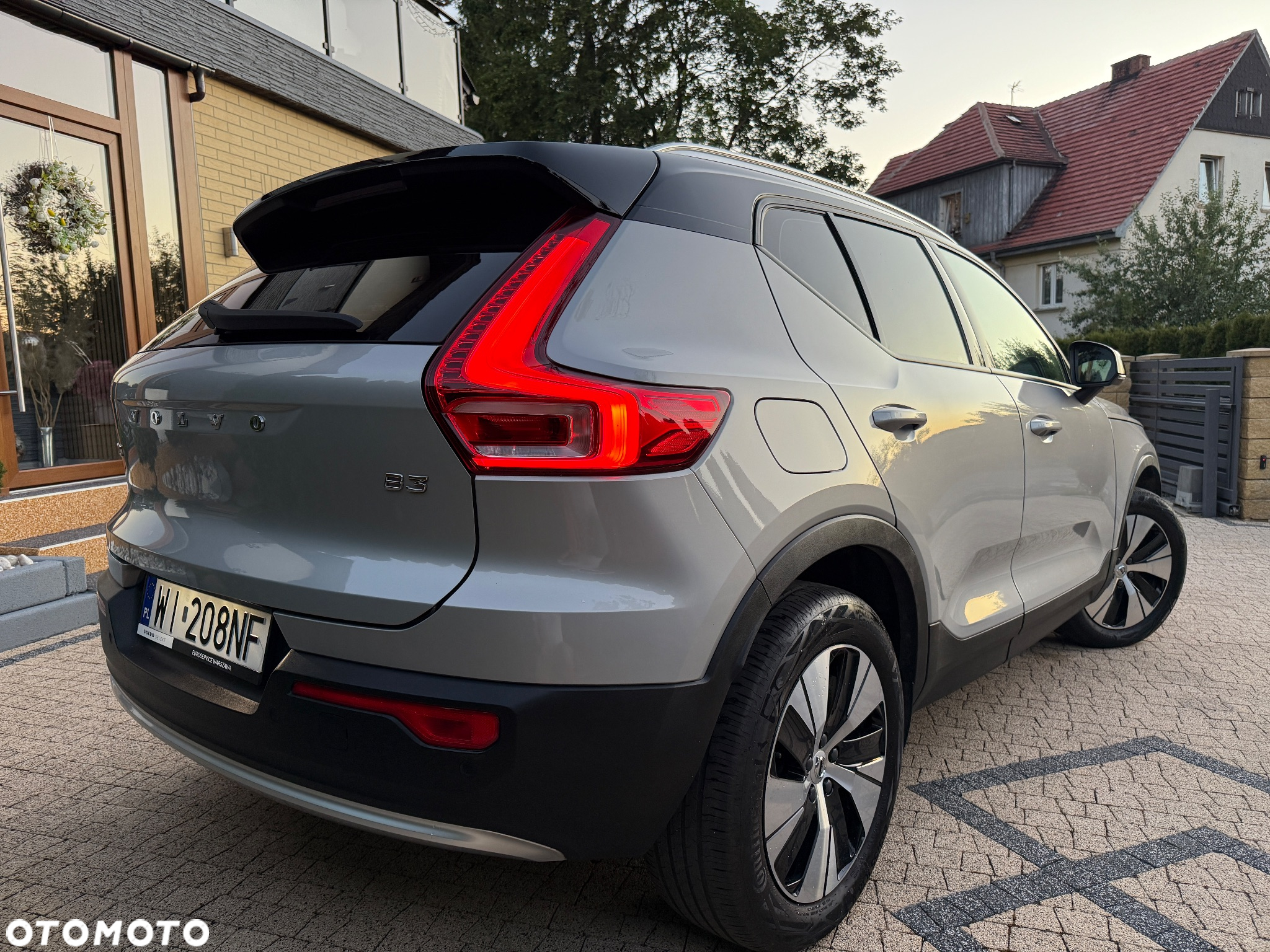 Volvo XC 40 B3 Ultimate Dark - 3