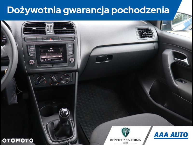 Volkswagen Polo - 9