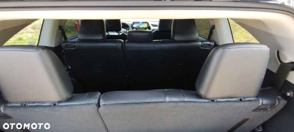 Toyota Highlander 2.5 Hybrid Executive - 11