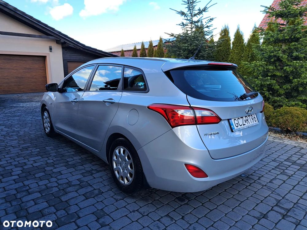 Hyundai i30 1.6 Classic + - 3
