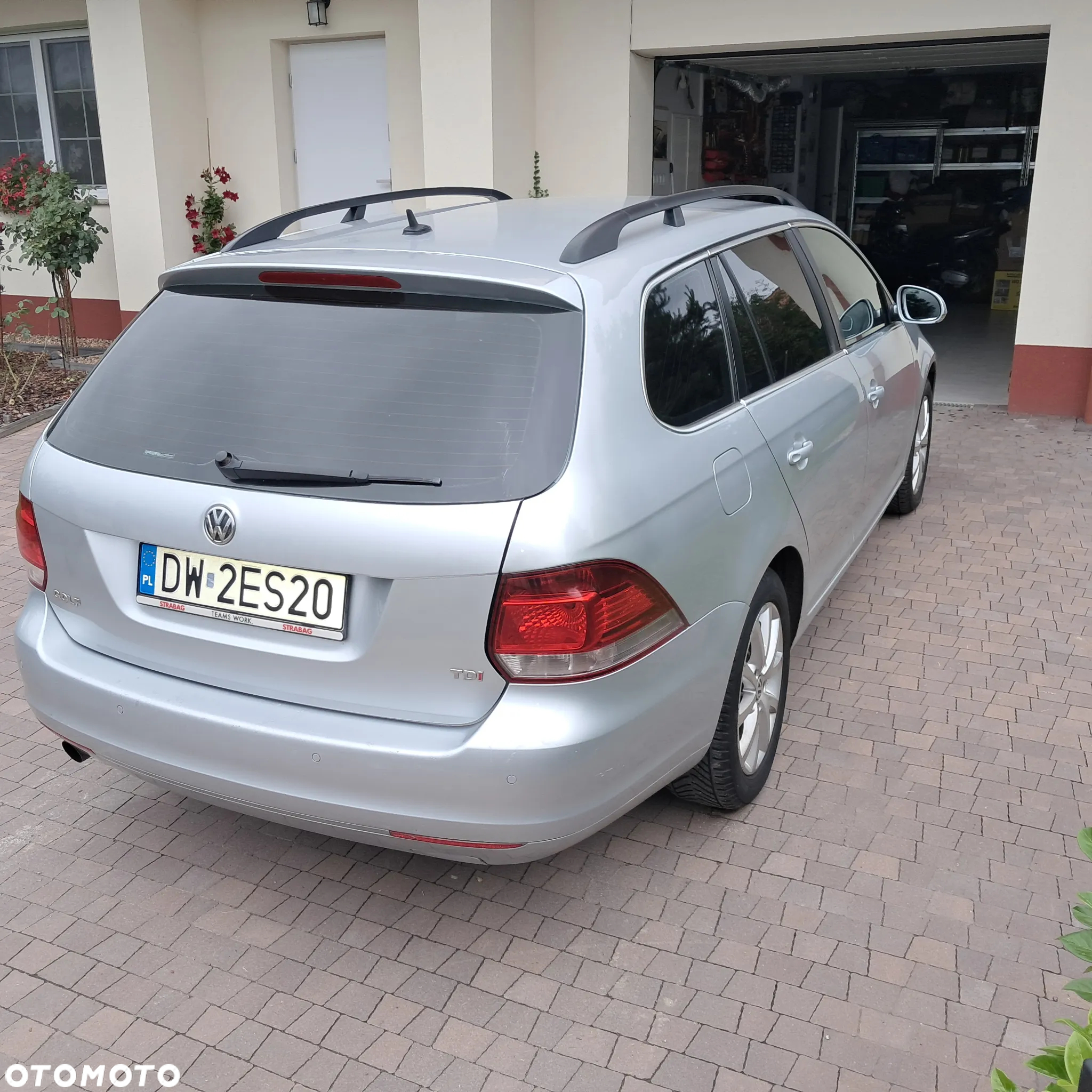 Volkswagen Golf VI 1.6 TDI Comfortline - 3
