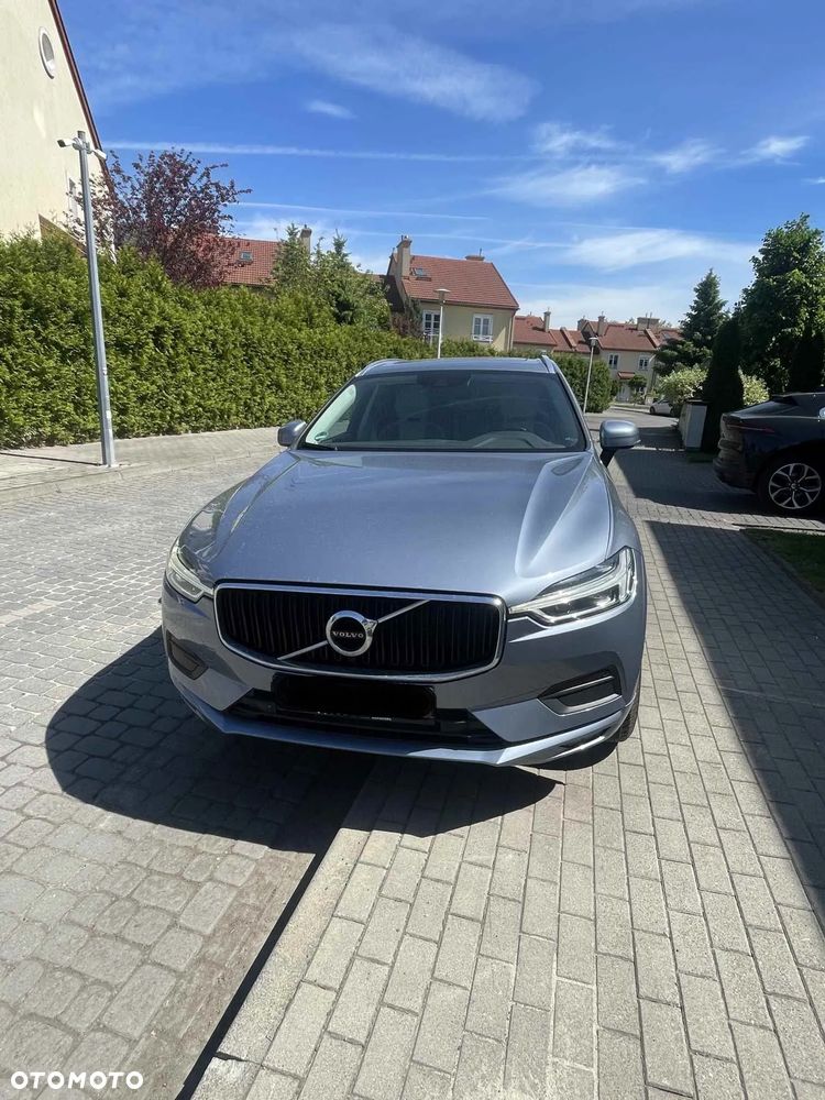Volvo XC 60 D5 AWD Momentum - 2