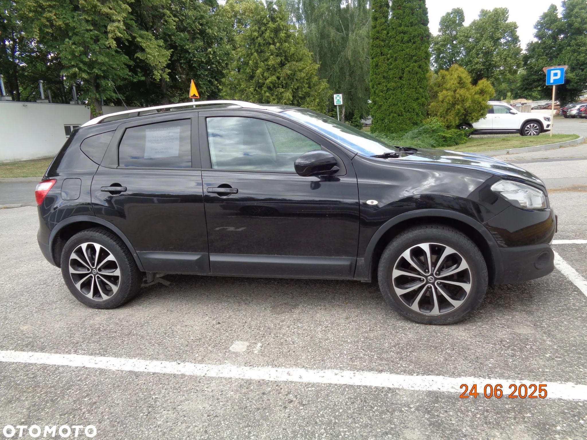 Nissan Qashqai - 1