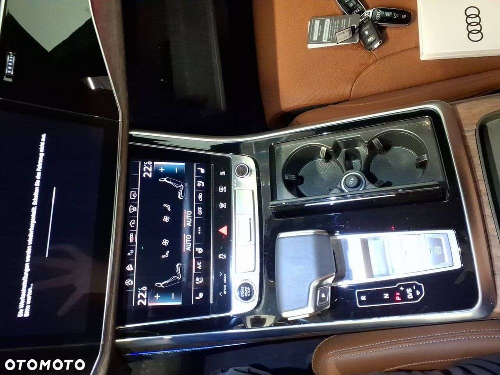 Audi Q8 - 8