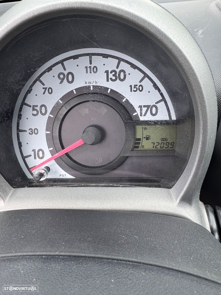 Toyota Aygo City - 10