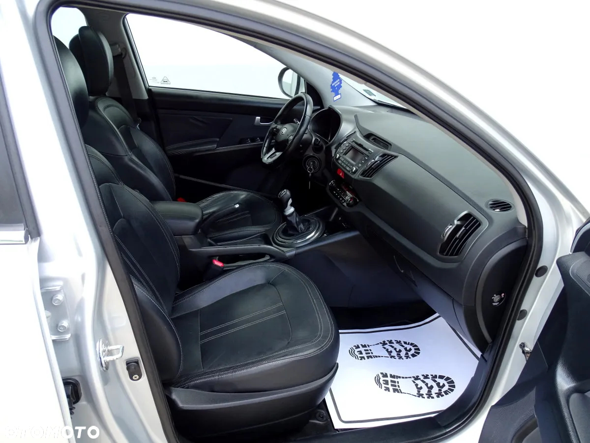 Kia Sportage 1.7 CRDI 2WD Attract - 12