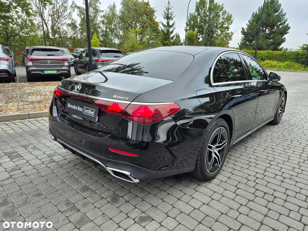 Mercedes-Benz E-Class 2025 photo 4