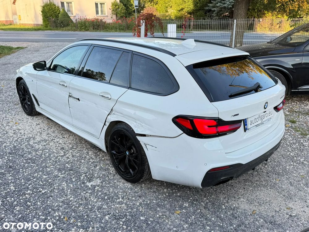 BMW Seria 5 530d xDrive M Sport sport - 9