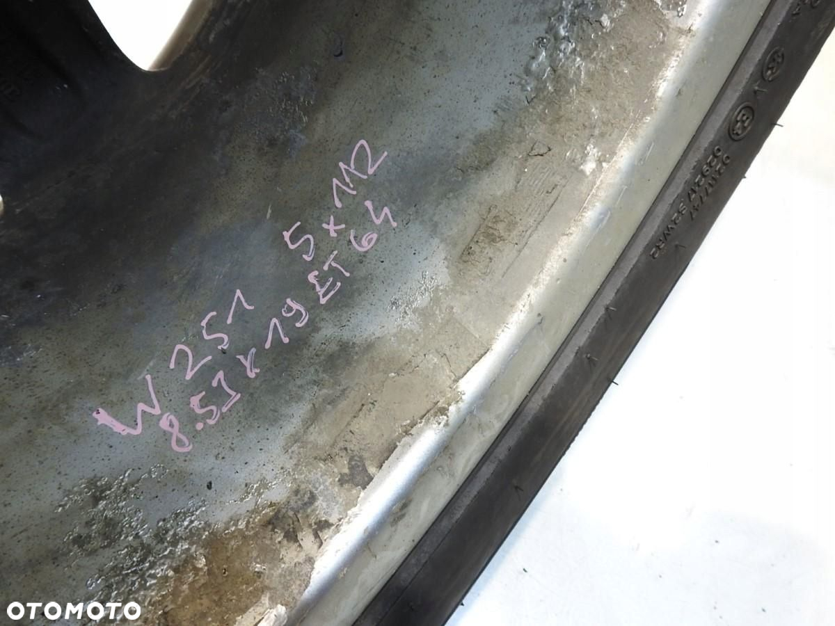 KOŁA FELGI OPONY AMG 225/50/R19 MERCEDES R W251 A2514011702 - 2