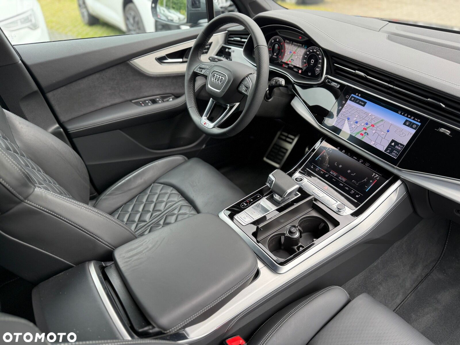 Audi Q7 - 10