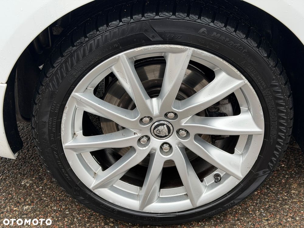 Jaguar XF 5.0 V8 Luxury - 15