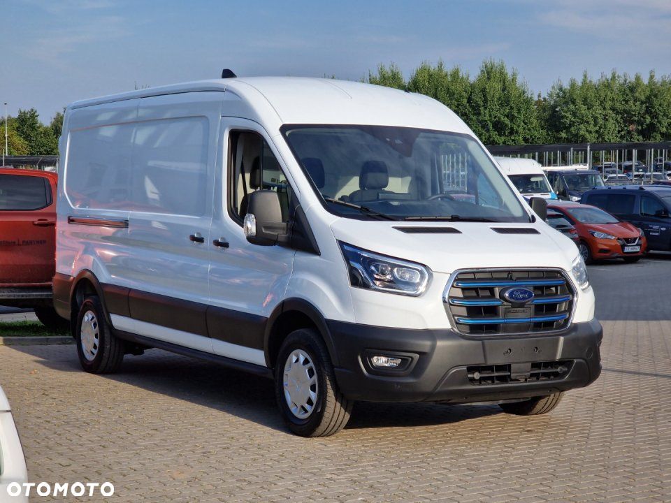 Ford E-Transit - 1