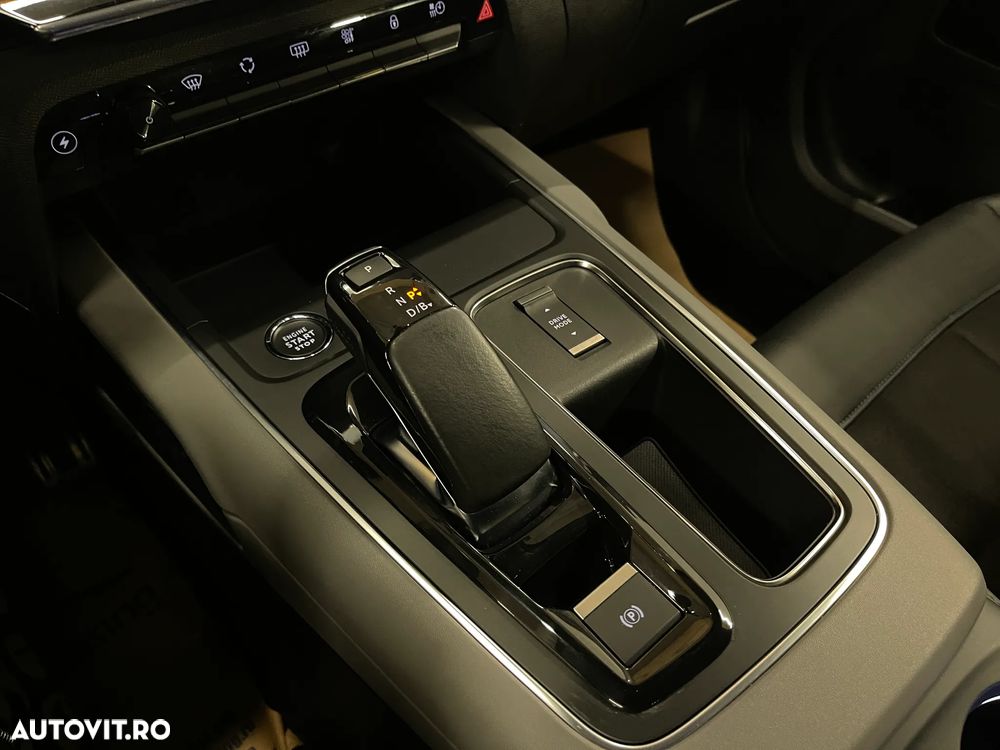 Citroën C5 Aircross 1.6 PHeV FWD 225 EAT8 Shine - 27