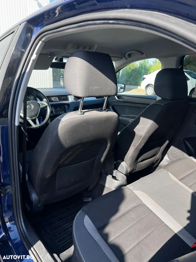 Skoda RAPID - 10