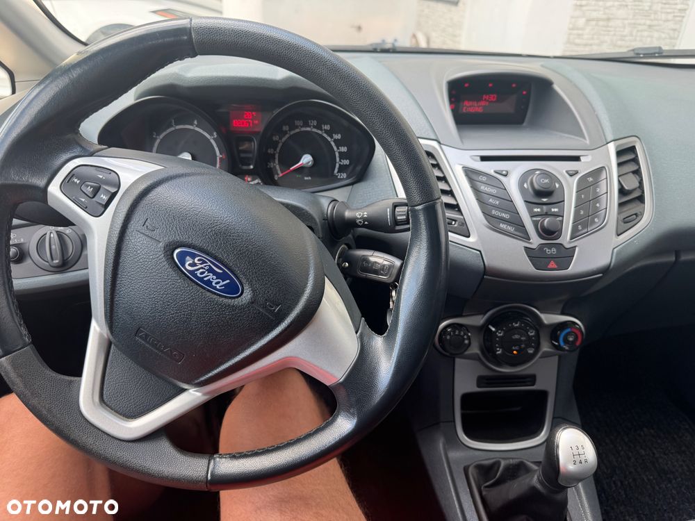 Ford Fiesta 1.25 SYNC Edition - 8