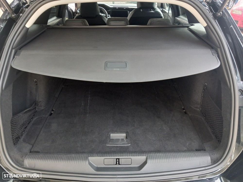 Peugeot 308 SW 1.5 BlueHDi Allure Pack EAT8 - 34