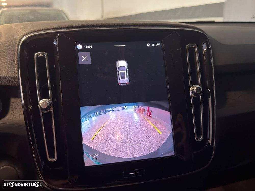 Volvo XC 40 Recharge 69 kWh Single Motor Core - 18
