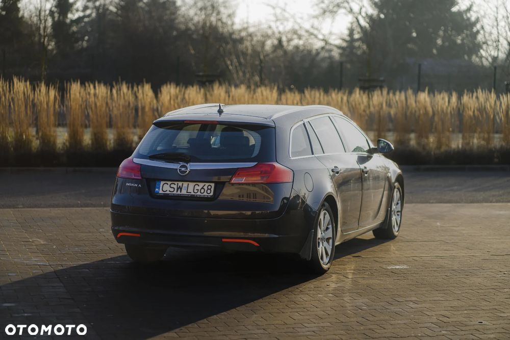 Opel Insignia 1.4 T Cosmo S&S - 4