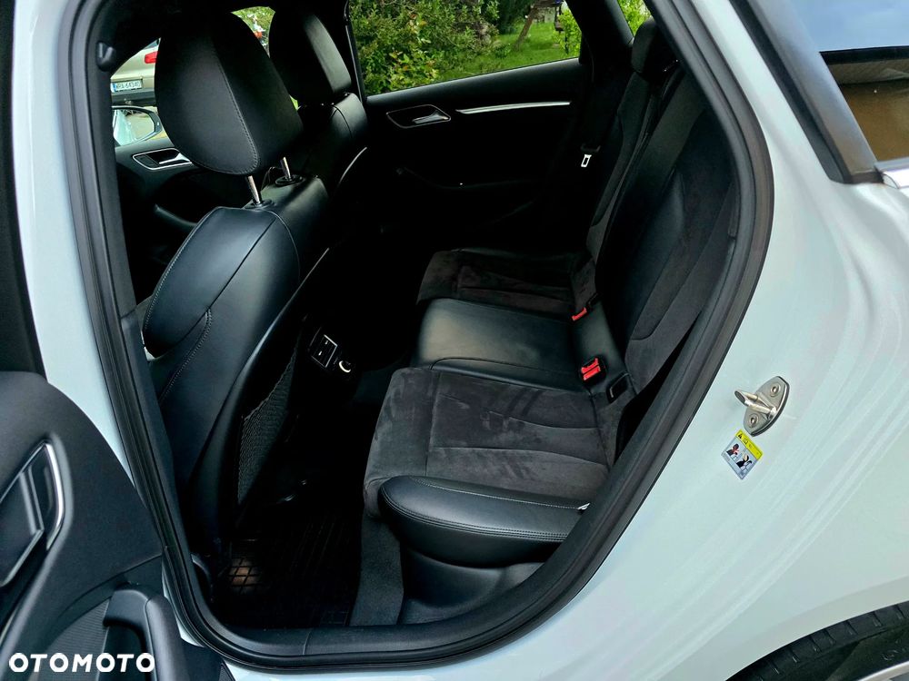 Audi A3 Sportback 2.0 TDI Sport - 24