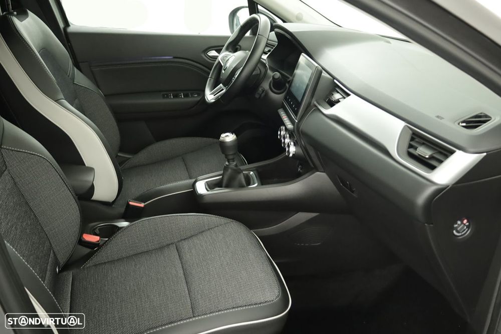 Renault Captur 1.0 TCe Techno Bi-Fuel - 23