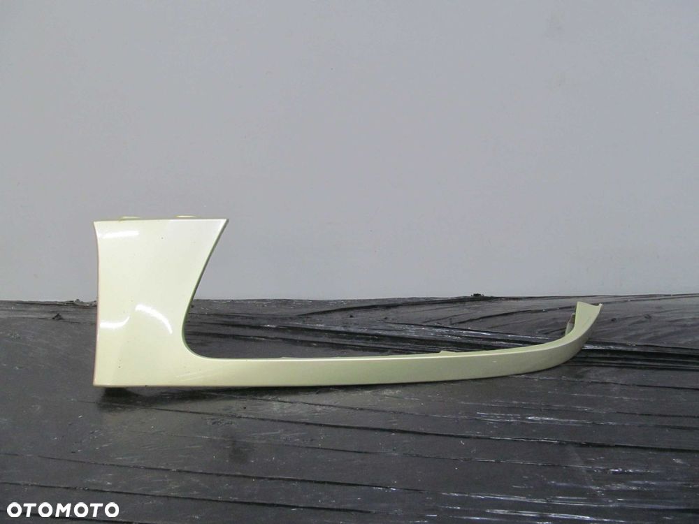 SUBARU FORESTER II LISTWA POD LAMPE HOKEJ LEWA 93H 02/06 - 1
