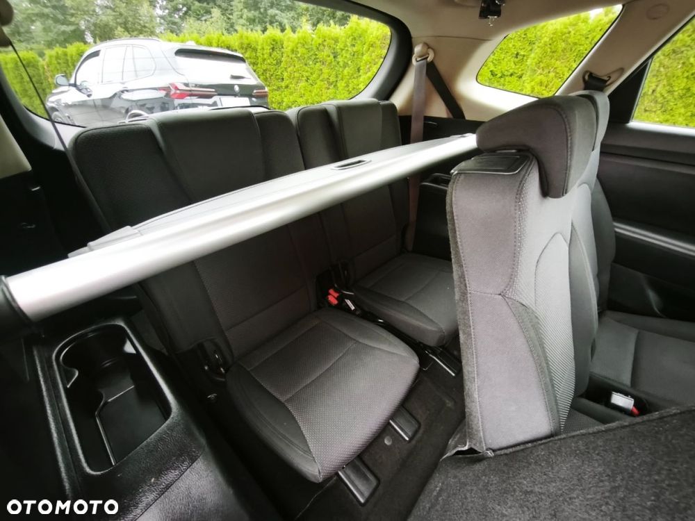 Kia Carens - 17
