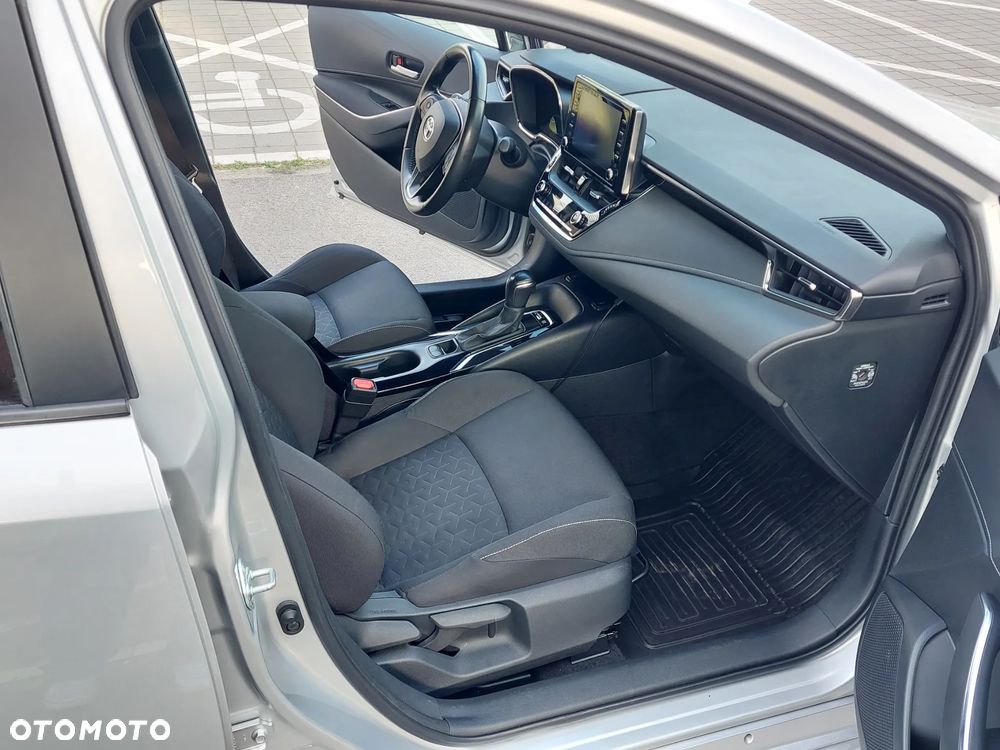 Toyota Corolla 1.8 Hybrid Comfort - 12