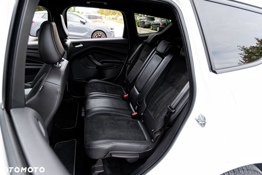 Ford Kuga 2.0 TDCi 4x4 ST-Line - 18