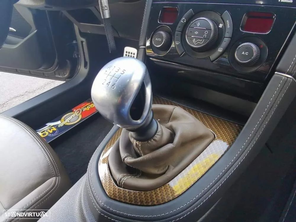 Peugeot RCZ 1.6 200 THP - 17