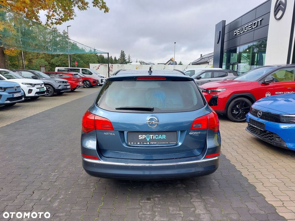 Opel Astra - 4