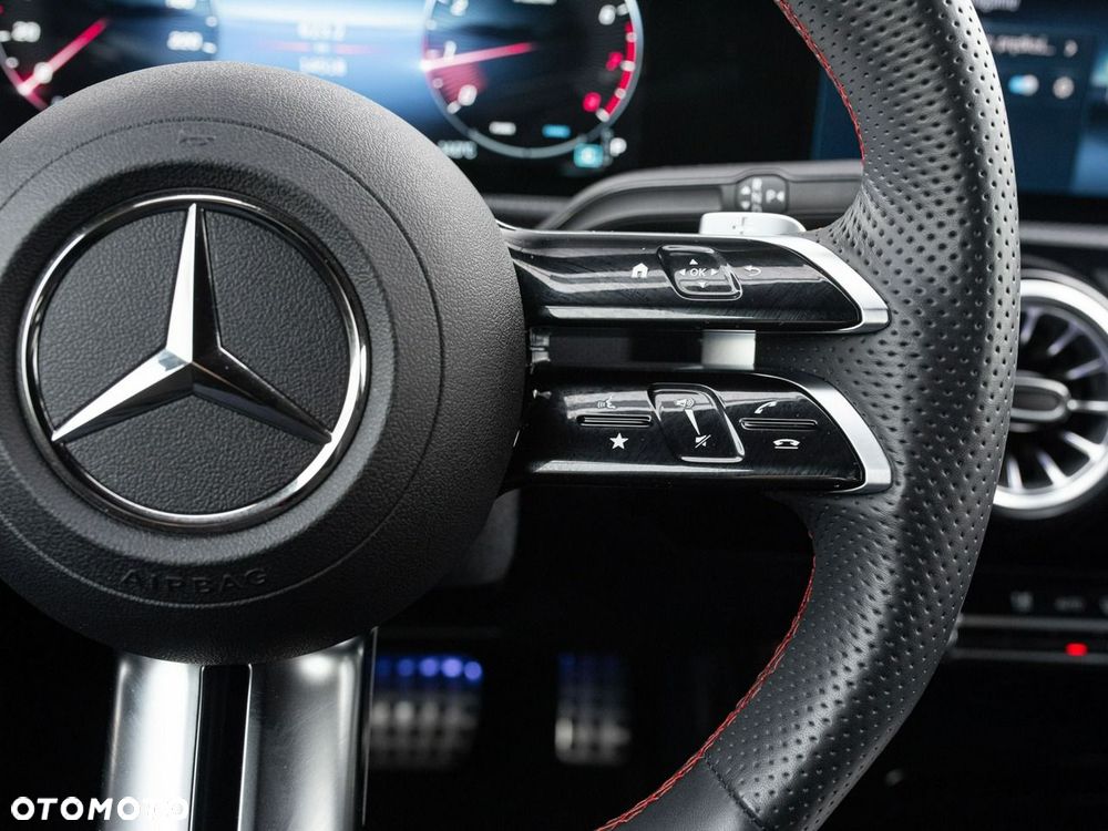 Mercedes-Benz Klasa A 200 AMG Line 7G-DCT - 16