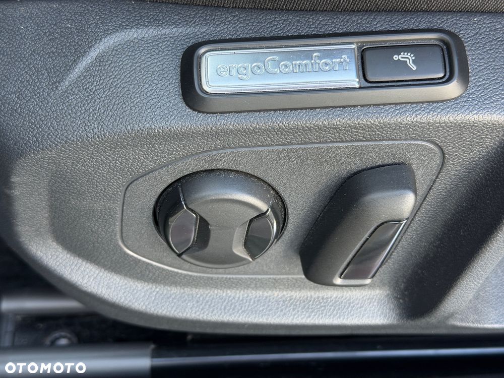 Volkswagen Arteon 2.0 TDI SCR 4Motion DSG R-Line - 16