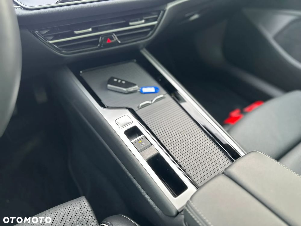 Volkswagen Passat - 18