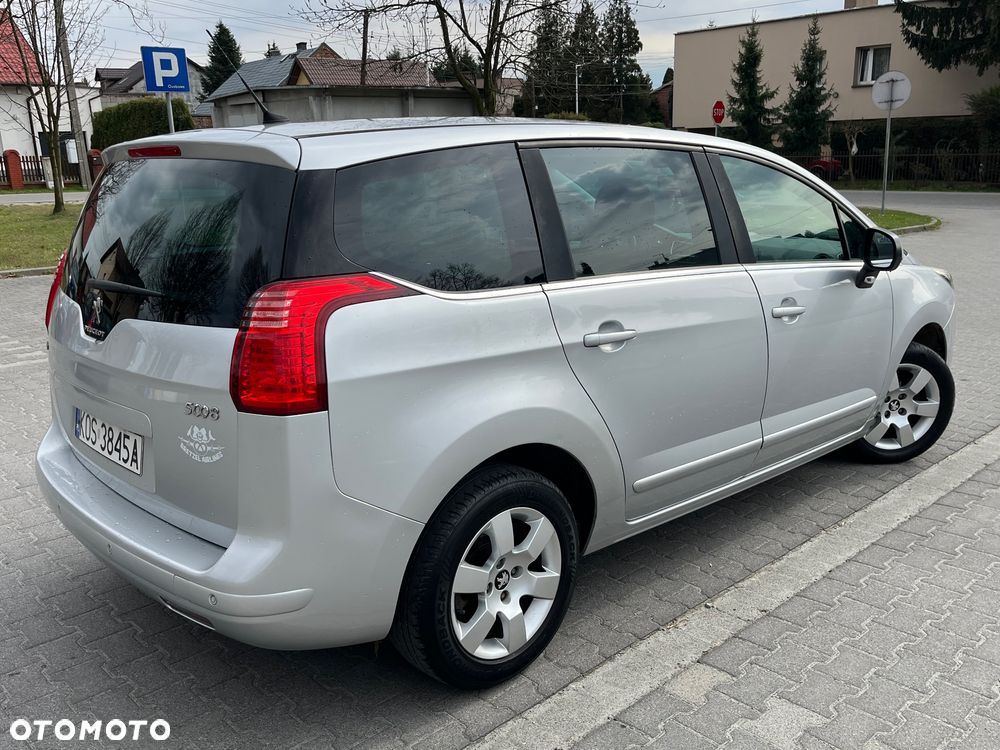 Peugeot 5008 1.6 BlueHDi Allure - 12