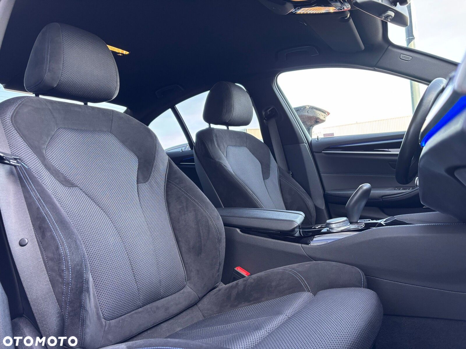 BMW Seria 5 530i xDrive M Sport sport - 12