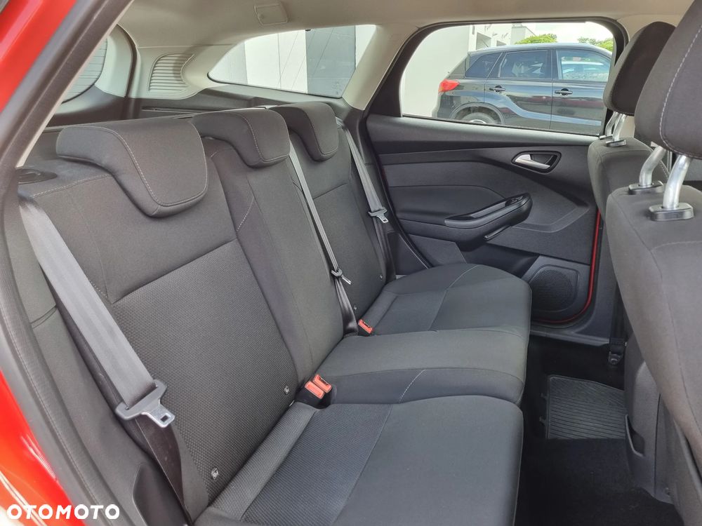 Ford Focus 1.0 EcoBoost Trend - 13