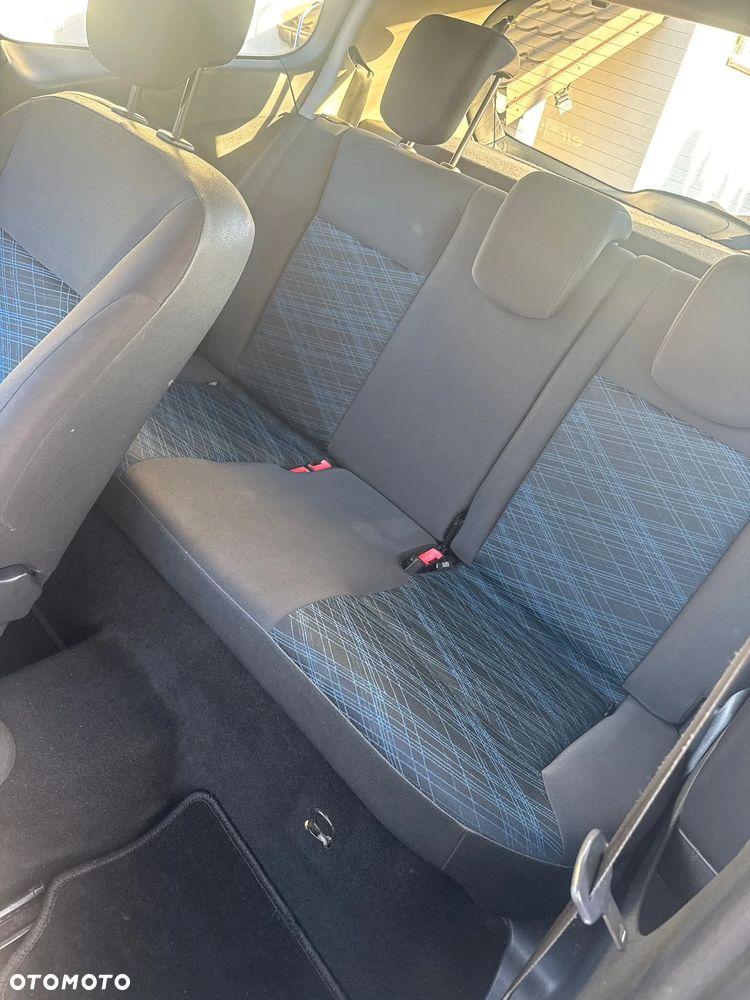Renault Clio - 15