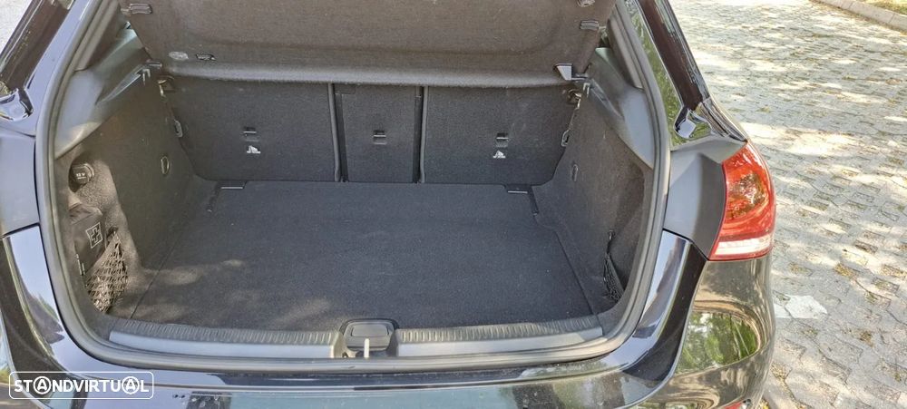 Mercedes-Benz A 180 d Progressive Aut. - 15