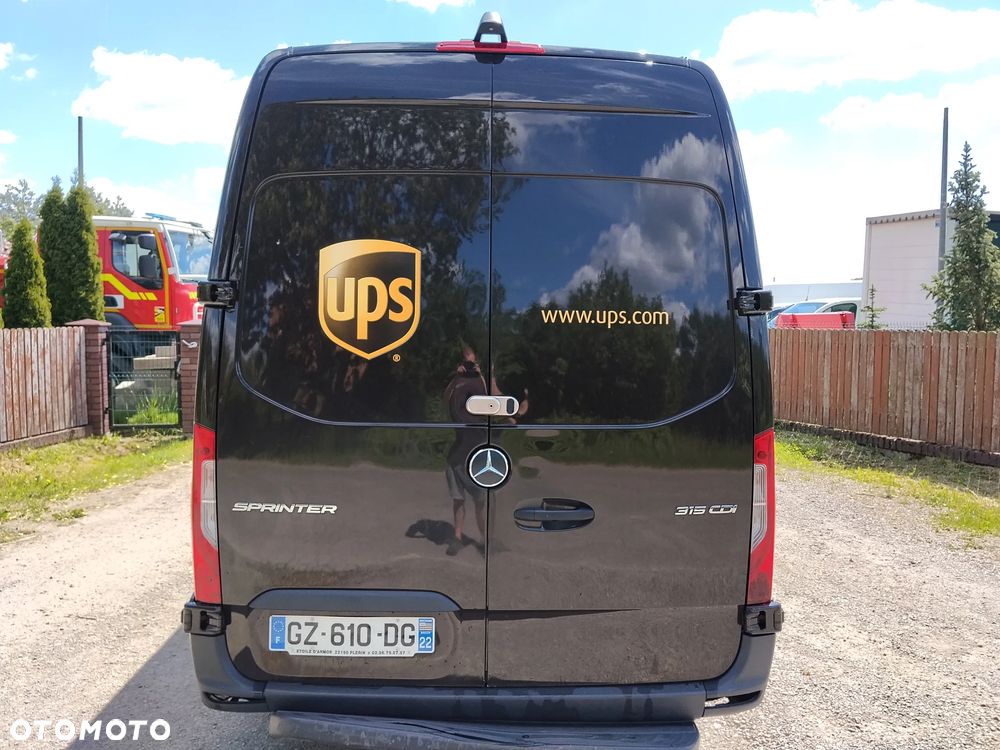 Mercedes-Benz Sprinter - 7