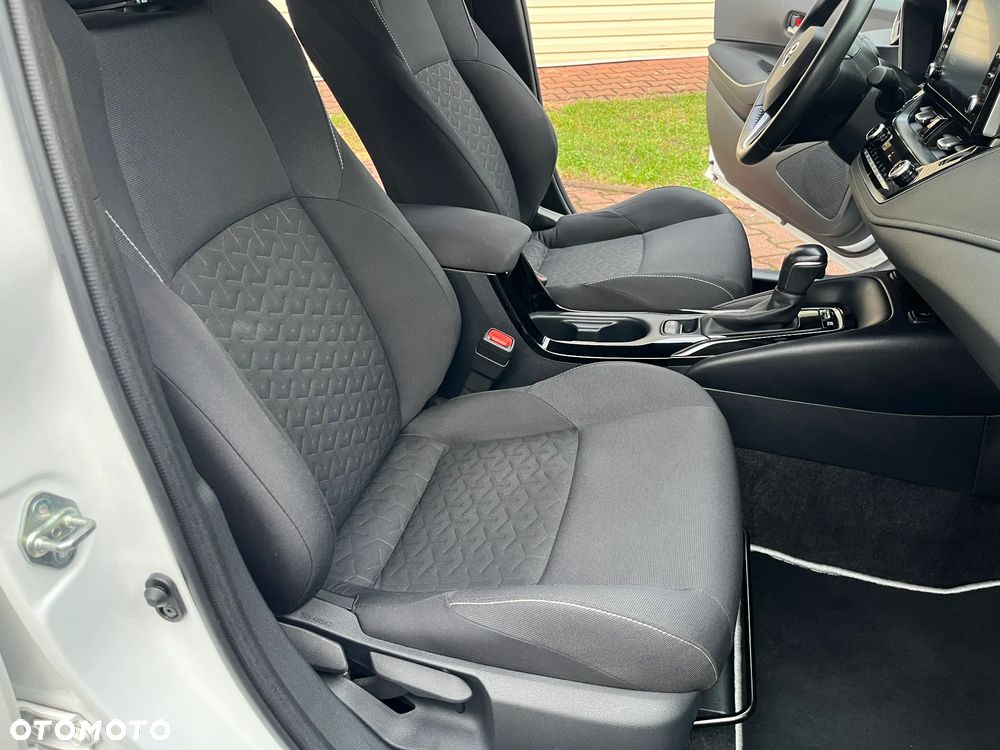 Toyota Corolla 1.8 Hybrid Comfort - 25