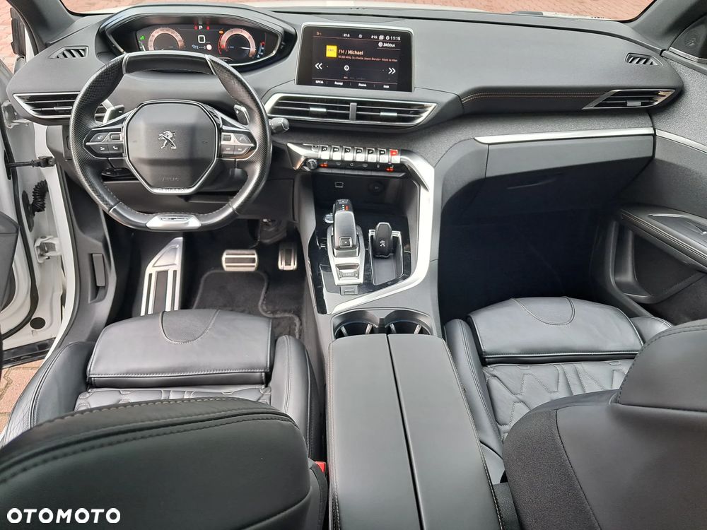 Peugeot 5008 ver-1-5-bluehdi-gt-pack-s-s-eat8 - 9