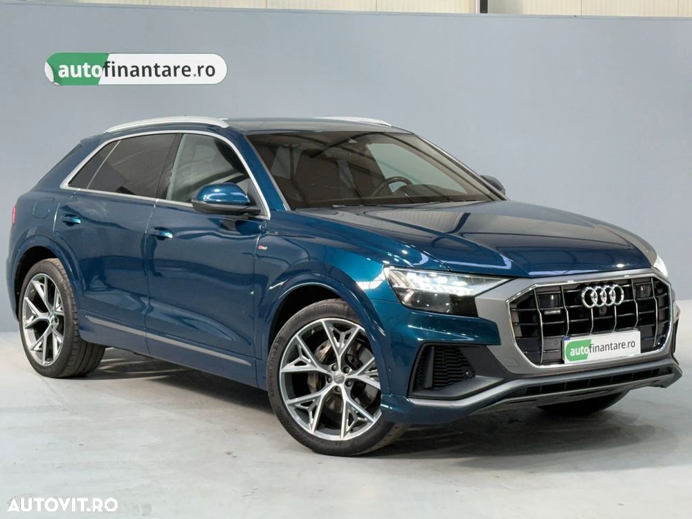 Audi Q8 - 1