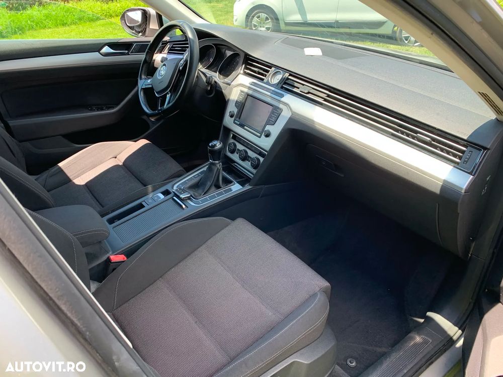 Volkswagen Passat 2.0 TDI 4Motion Comfortline - 6