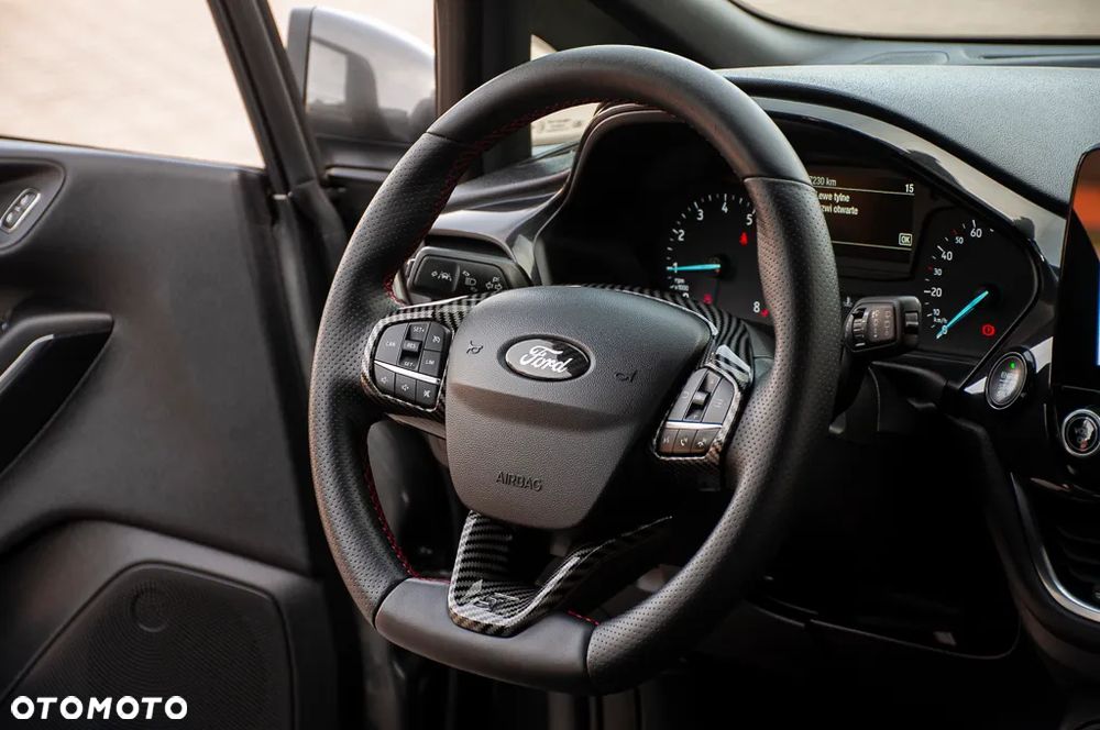 Ford Fiesta 1.0 EcoBoost S&S ST-LINE - 30