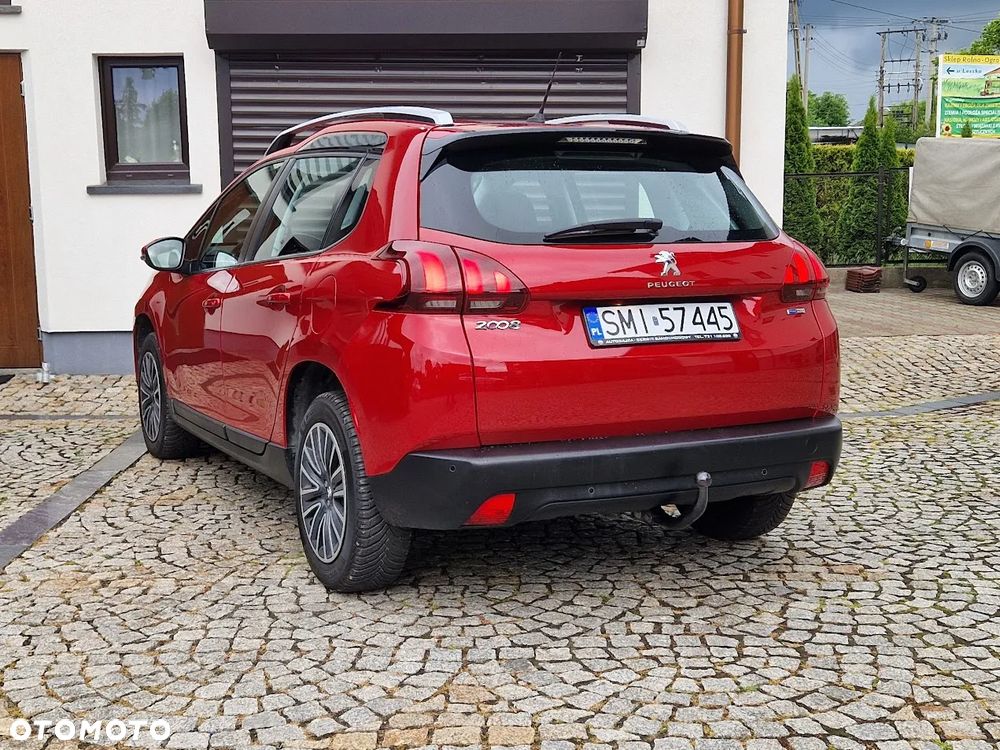 Peugeot 2008 PureTech 110 Stop&Start Allure - 17