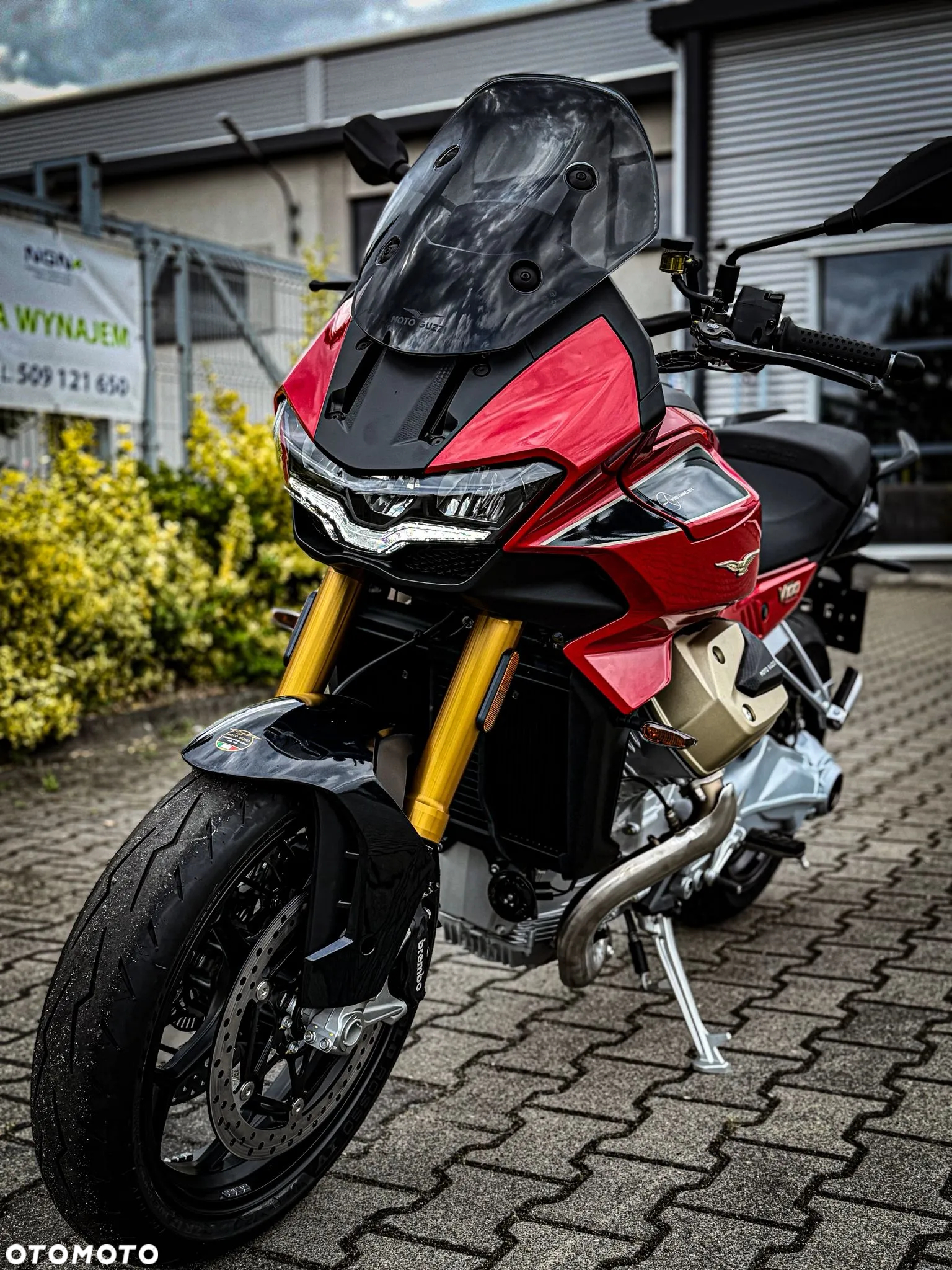 Moto Guzzi V100 Mandello - 11
